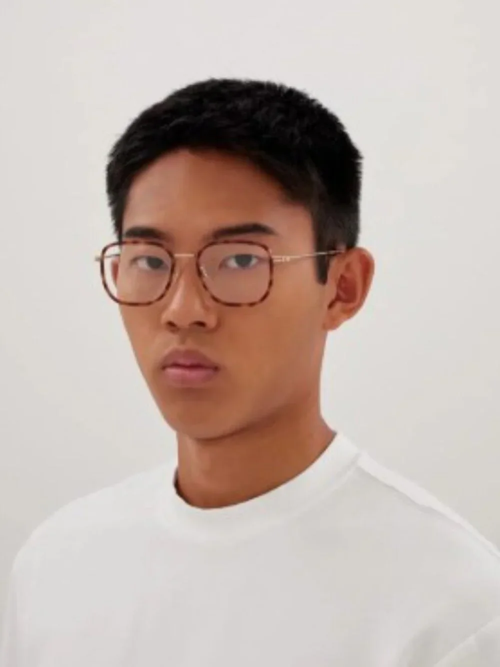 Gucci model gg1852oa